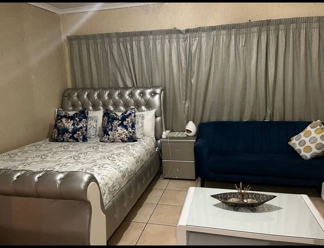1 BEDROOM APARTMENT FOR SALE IN ORMONDE VIEW